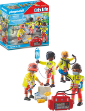 "Playmobil City Life Redningsmandskab - 71244 Toys Playmobil Toys Playmobil City Life Multi/patterned PLAYMOBIL"