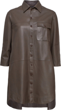 Chili Thin Leather Dress Dresses Shirt Dresses Brun MDK / Munderingskompagniet*Betinget Tilbud
